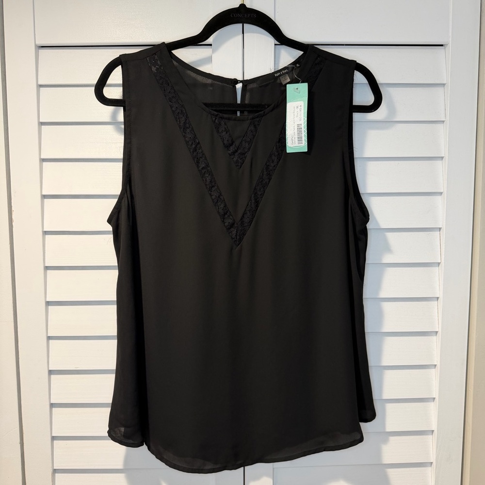 Fun2Fun Women’s Black Lace Panel Sleeveless Blouse XL‎ Elegant Crewneck Work - Picture 12 of 12